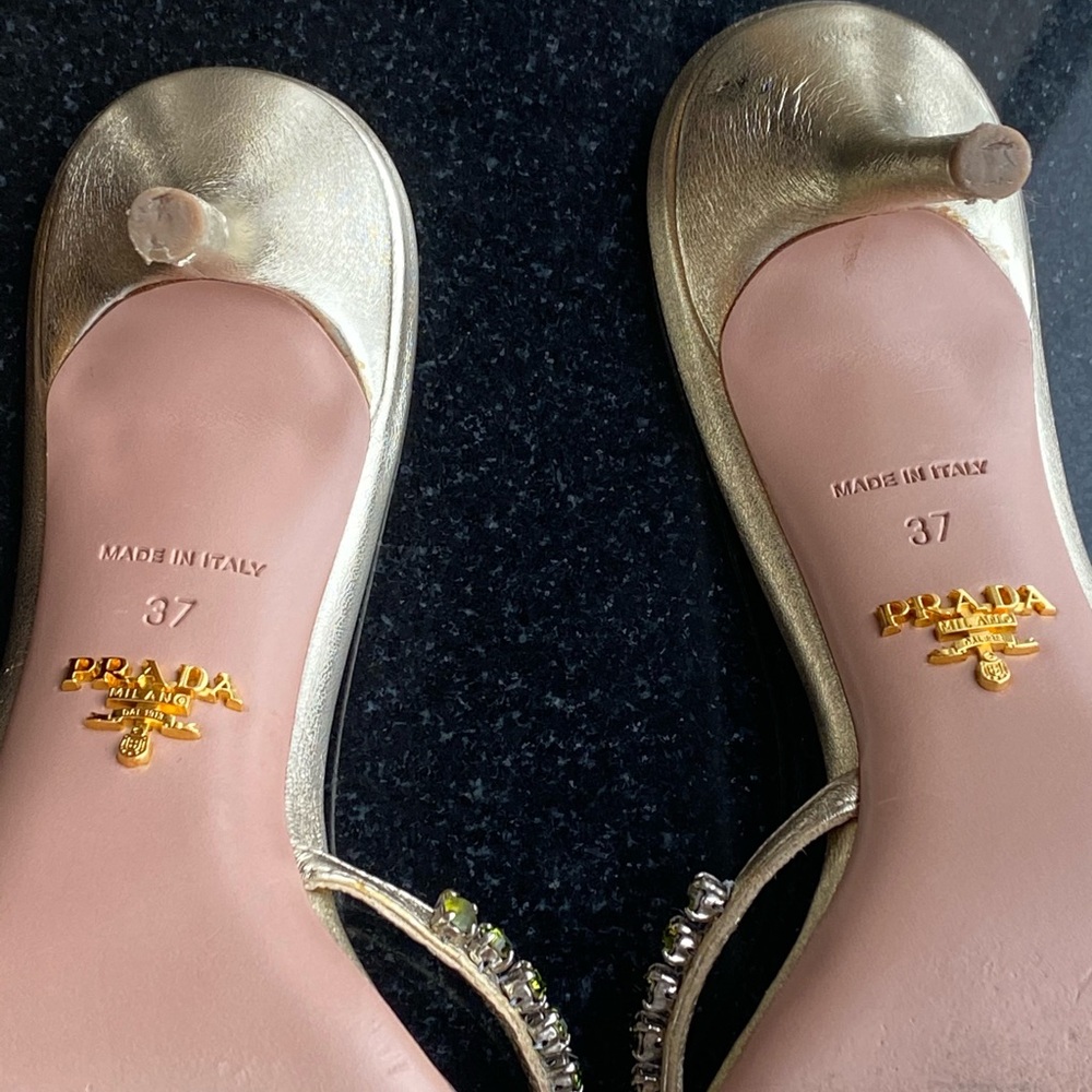 PRADA HEELS ' - Picture 5 of 15